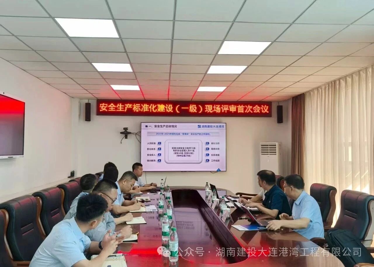 b7225de74f9583772fb5fb5d7eca68cd.jpg b7225de74f9583772fb5fb5d7eca68cd.jpg